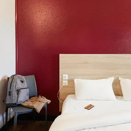 Hotelf1 Annemasse Renove Hotel Saint-Cergues
