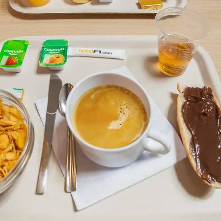 Hotelf1 Annemasse Hotel *