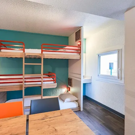 Hotelf1 Annemasse Renove فندق