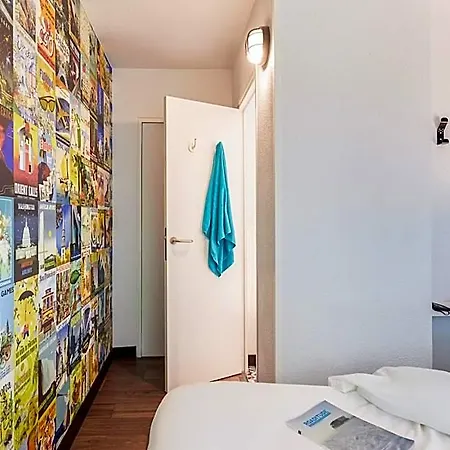 Hotelf1 Annemasse Renove * Saint-Cergues